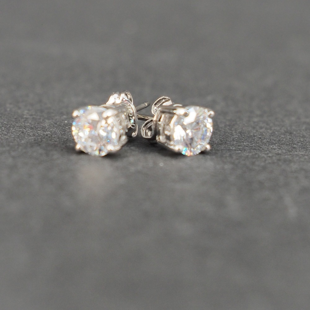 Avon Earrings Pierced Stud CZ Cubic Zirconia Silver Tone 4 Prong Basket Vintage - Picture 6 of 6